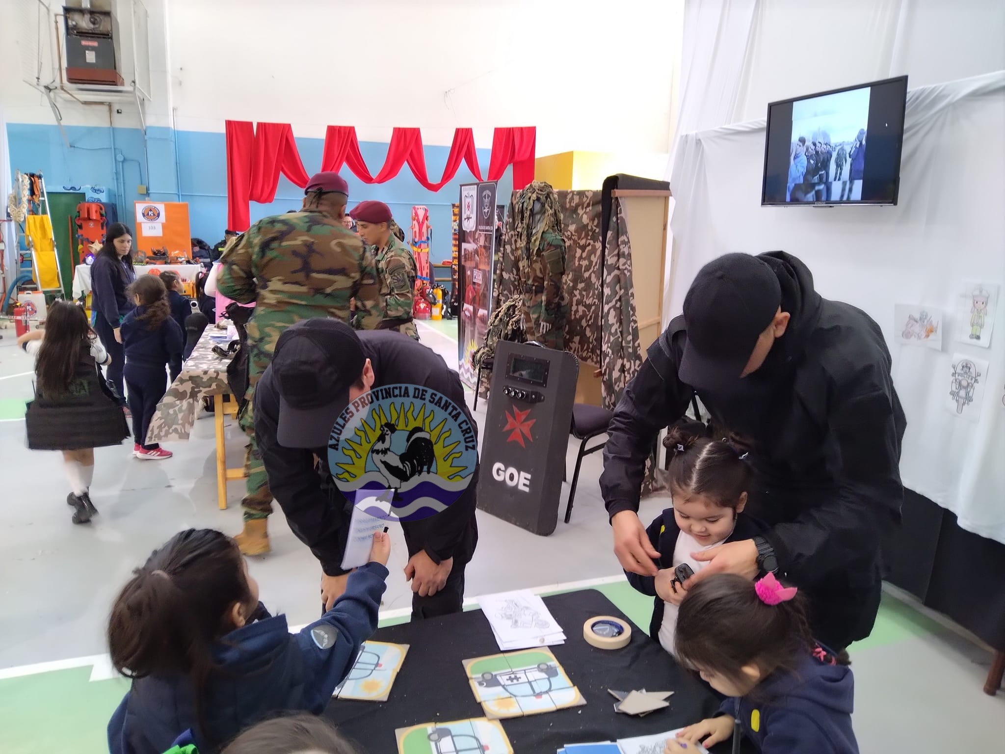 Inauguración del paseo Promoviendo una ciudad segura por el Instituto Aonikenk (14)