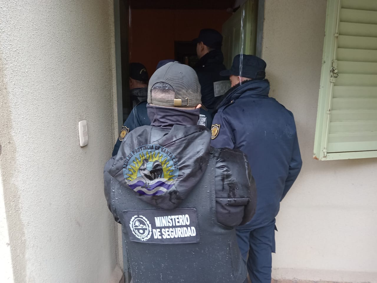 Operación policial conjunta de la DDI de Pico Truncado desarticula red de estafas en la provincia de La Pampa (3)