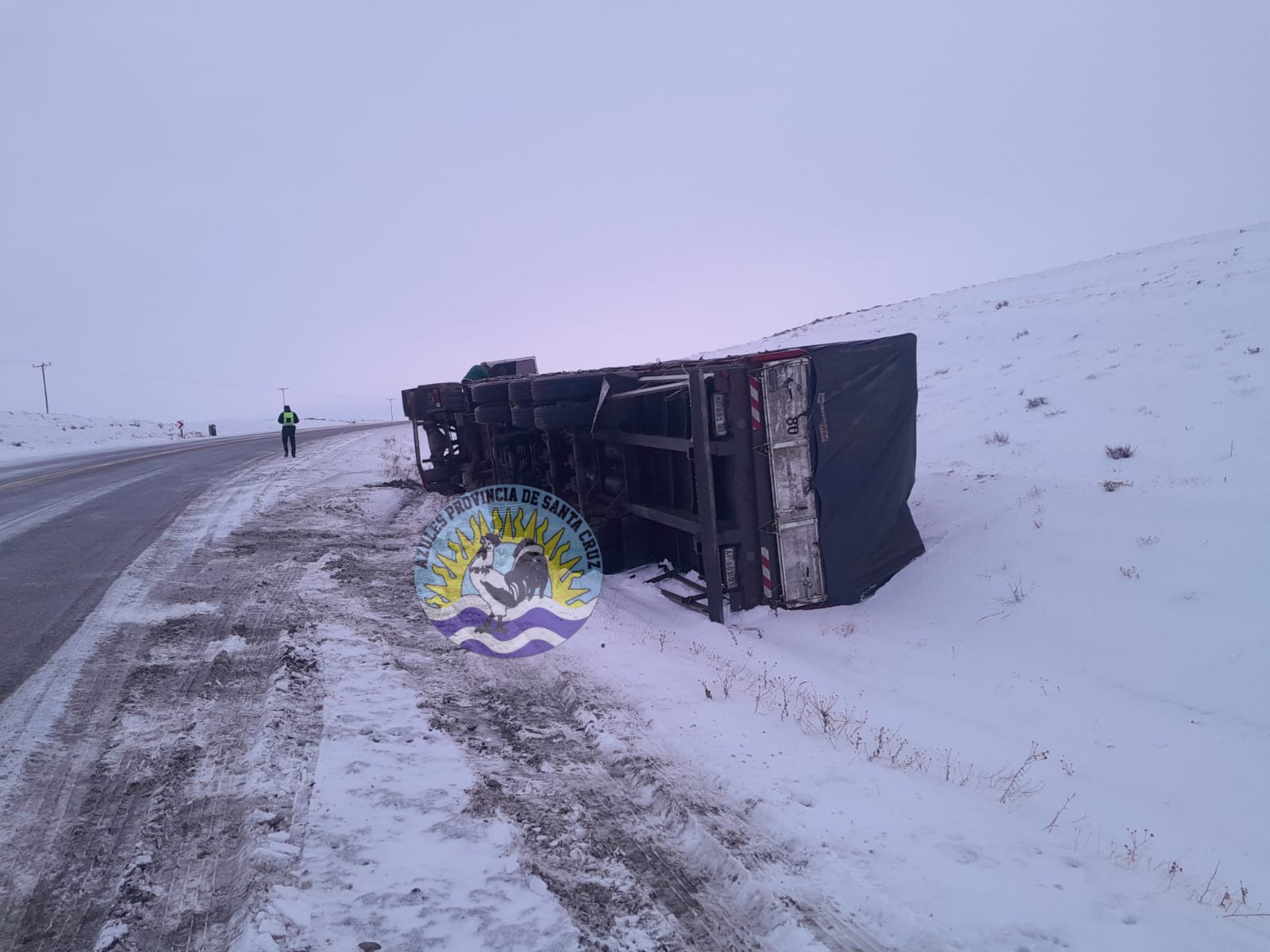 Accidente de camión en Ruta Nacional N° 3 (2)