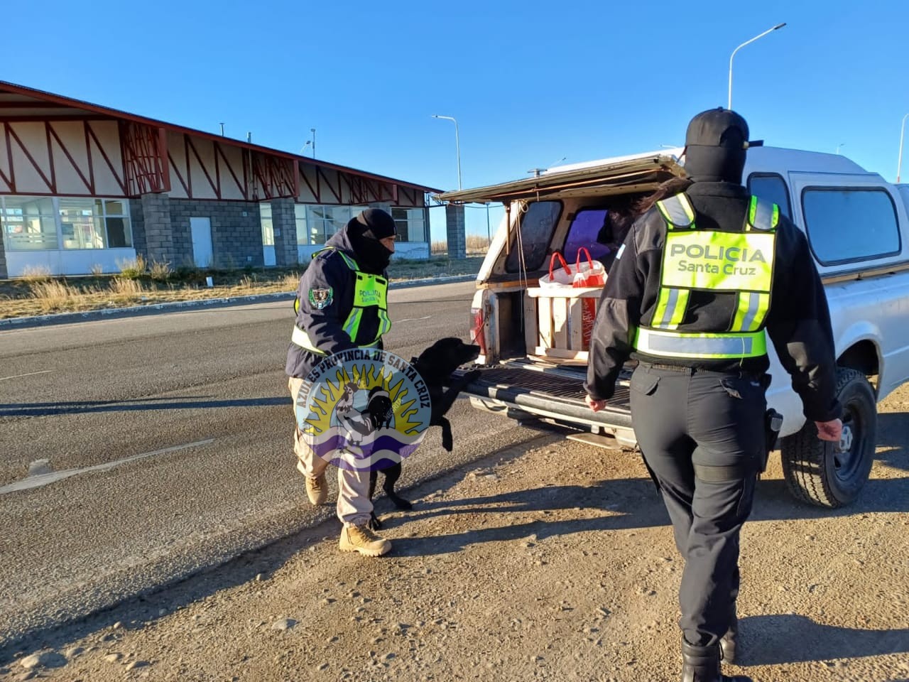 Controles en Ruta Nacional N° 3 Prevención contra el narcotráfico y la trata de personas (4)