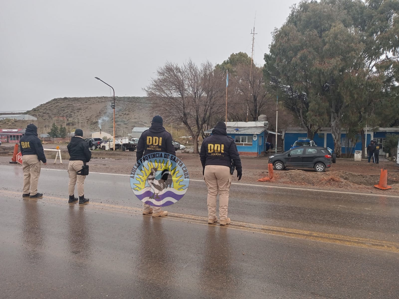 Control vehicular en Ruta Nacional N° 3 Colaboración entre policía y AFIP (5)