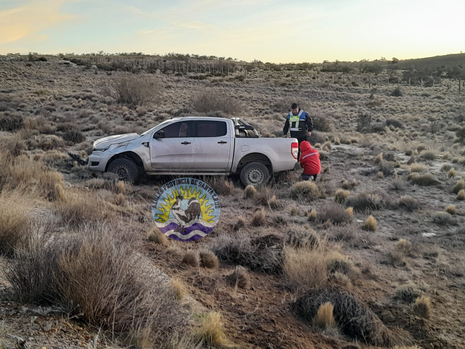 Dos Accidentes Sin Lesiones en la Ruta Nacional 3 Causados por Escarcha Personal Médico Implicado (8)