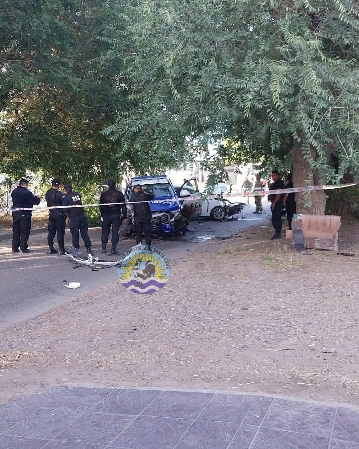 Accidente de tránsito involucra móvil policial (4)