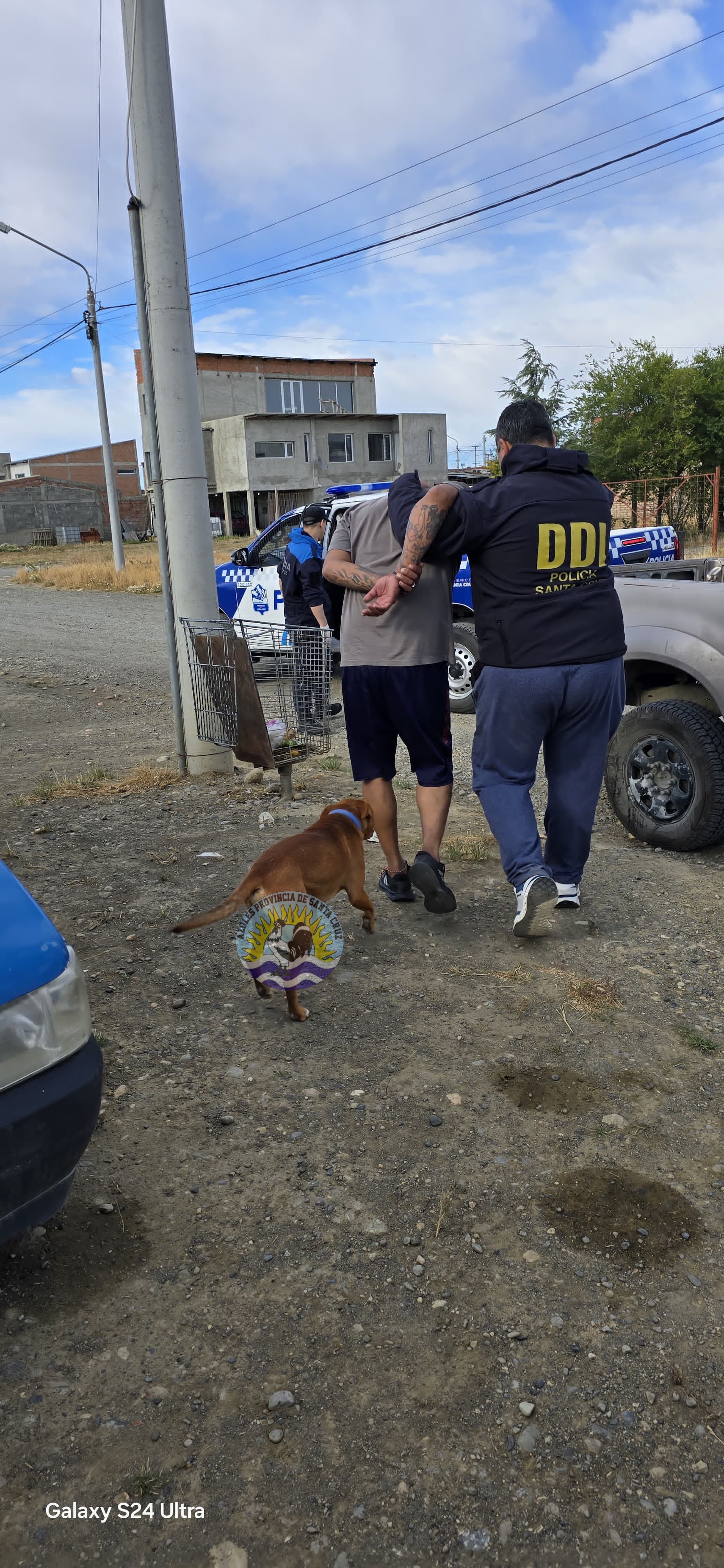 Allanamientos en Barrio Bicentenario Secuestran municiones y detienen a dos personas (1)