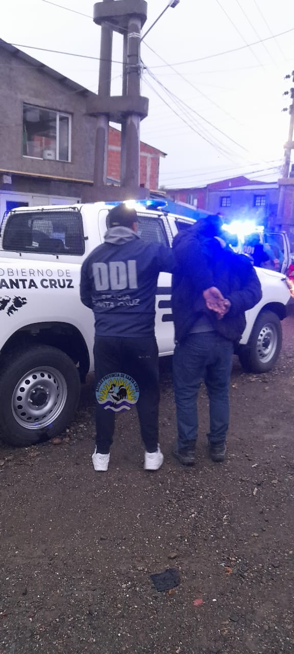 Esclarecen robo en el Barrio Bicentenario Tres detenidos y elementos recuperados (4)