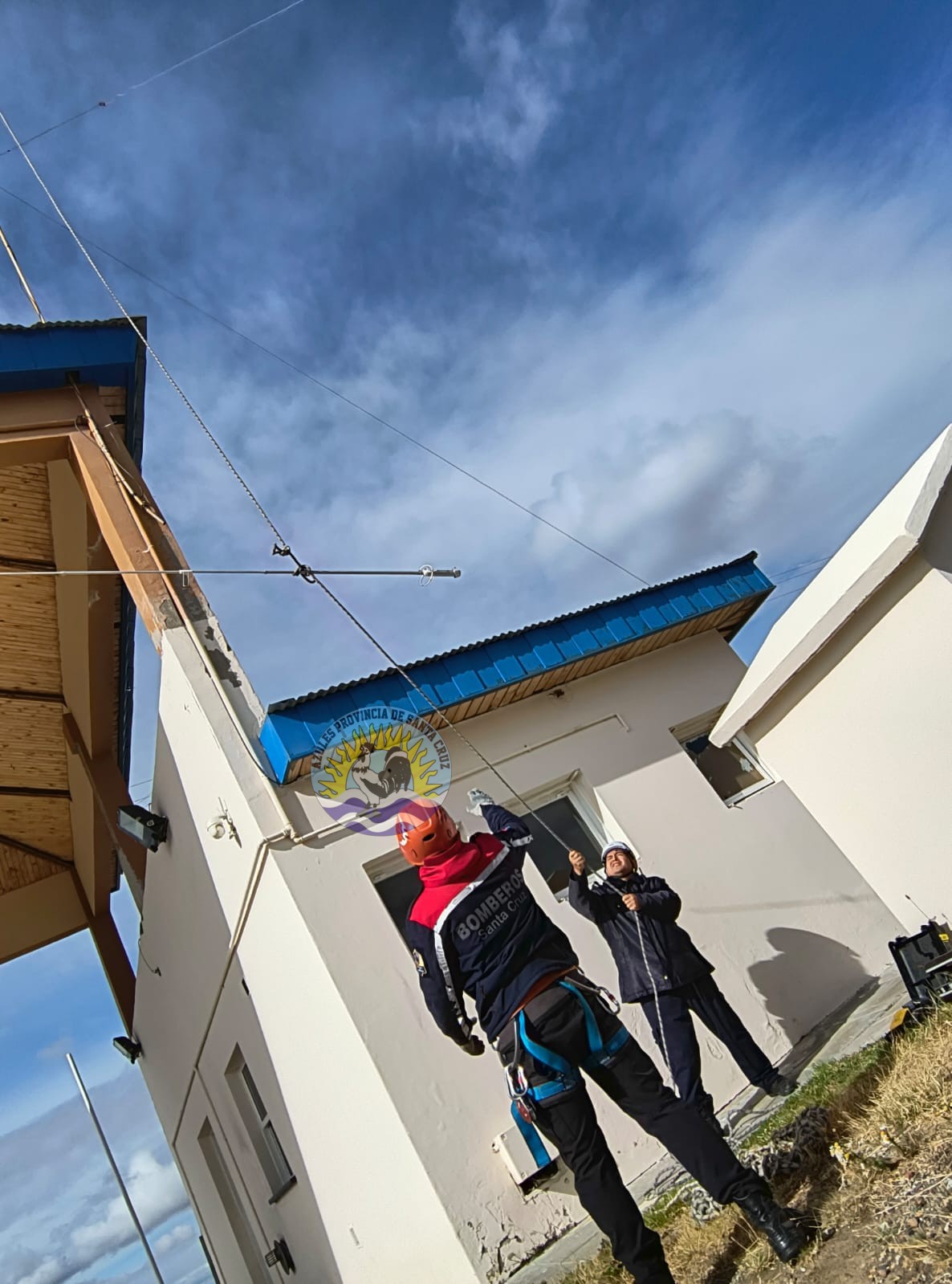 Río Gallegos Personal del Departamento Operaciones Técnicas, realizó cambio de Antena y brindo charlas (4)