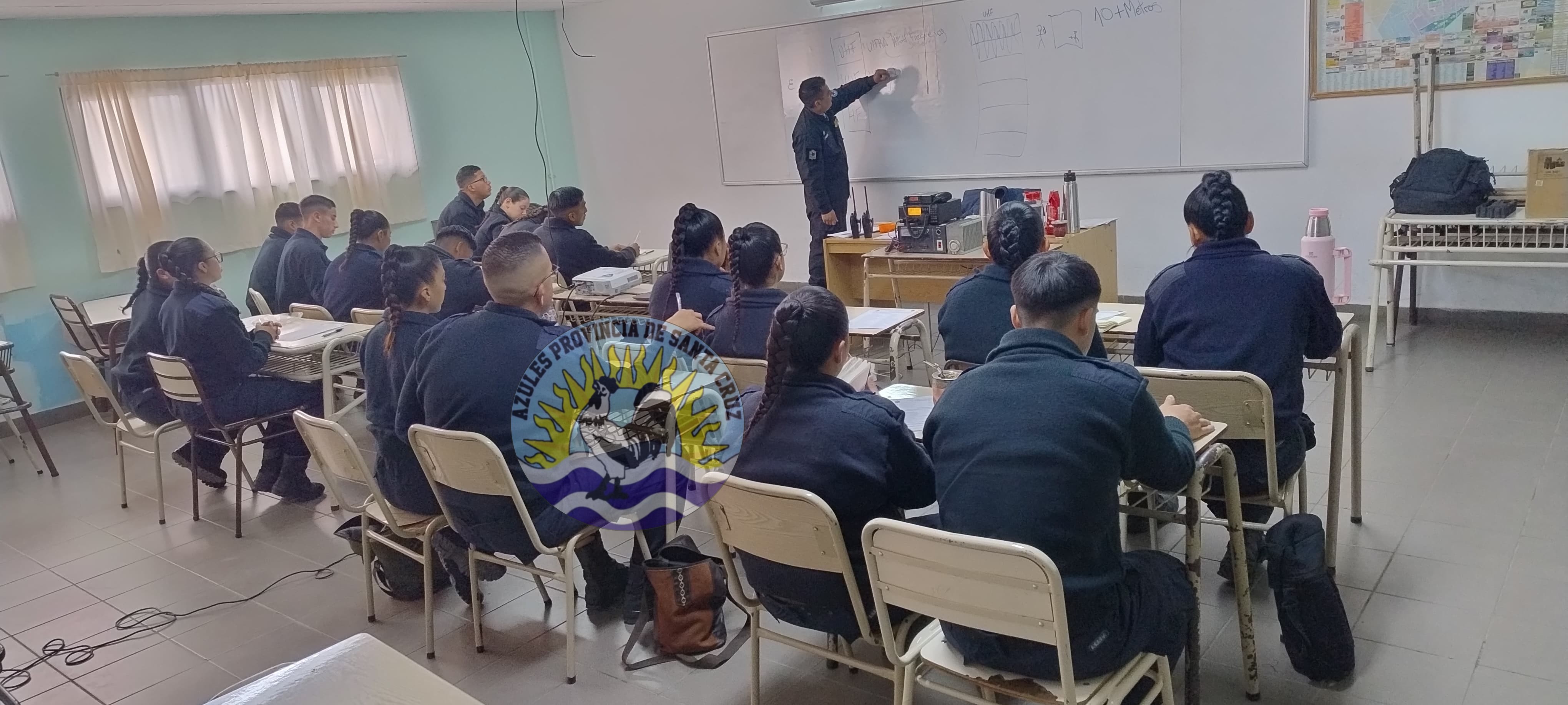 Río Gallegos Personal del Departamento Operaciones Técnicas, realizó cambio de Antena y brindo charlas (40)